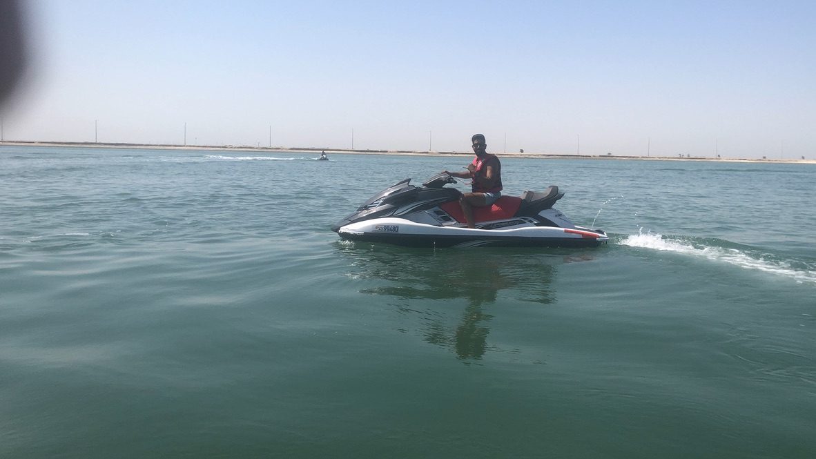 Rider heading out on the calm Gulf water